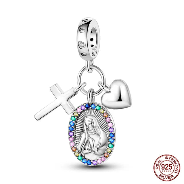 Berloque Nossa Senhora de Aparecida - Folheada a Ouro e Zircônia | 50% OFF