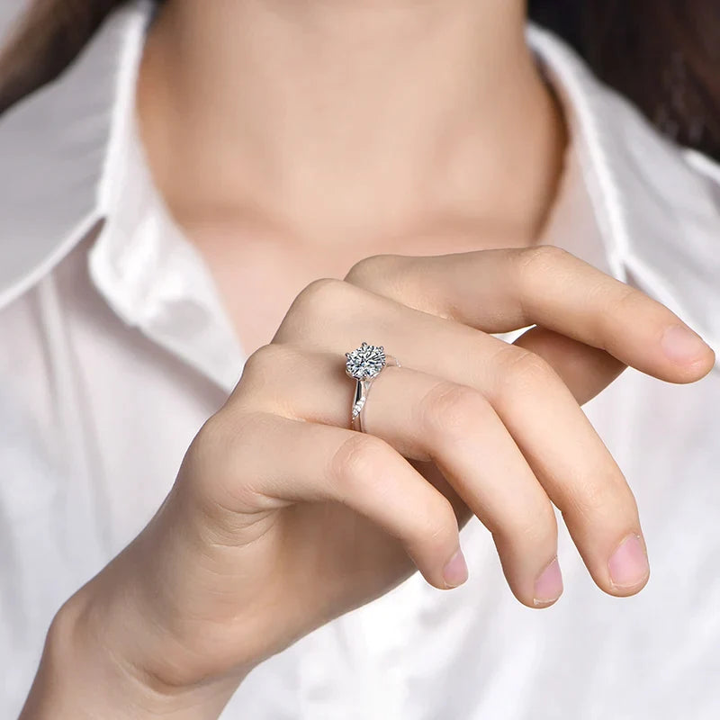 Anel Noivado Banhado a Ouro Branco