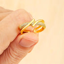 Anel Traçado com Zircônias  Ajustável