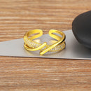 Anel Traçado com Zircônias  Ajustável