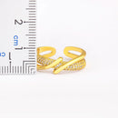 Anel Traçado com Zircônias  Ajustável