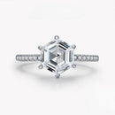 Anel Solitário Cravejado em Zircônias