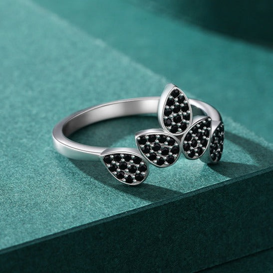 Anel Prata Coroa de Zircônias Pretas